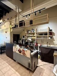 Kandahar Street (D7), Retail #605821131